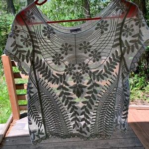 Express sheer lace top Sm